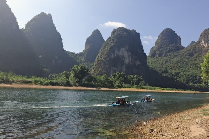 Daxu Ancient Town & Li River Bamboo boat &Xianggong Hill & Yangshuo Private tour image