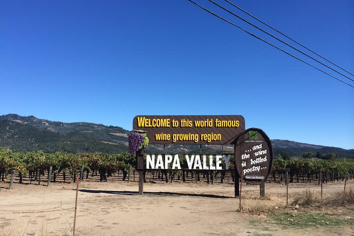 6-Hour Private Wine Country Tour of Napa Valley (up to 6 people) in Large SUV image