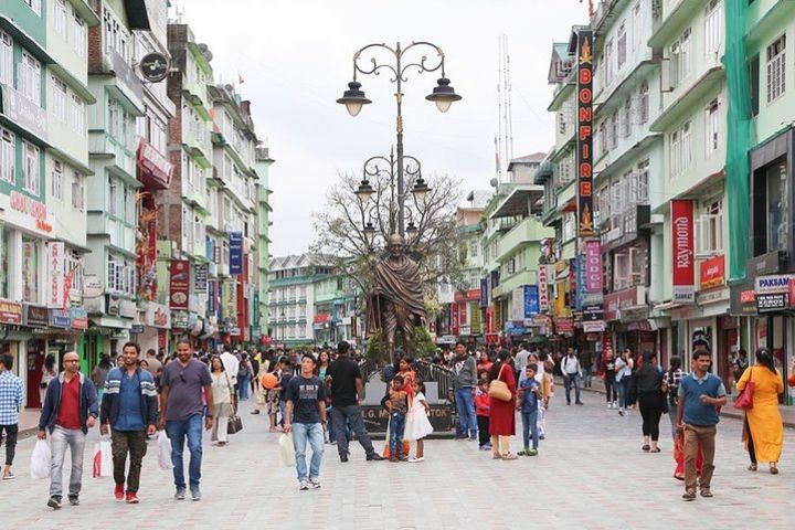 Walking Tour of the famous Mg Marg image