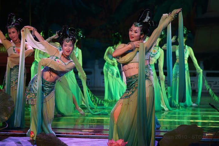 Tang Dynasty Dinner Show image