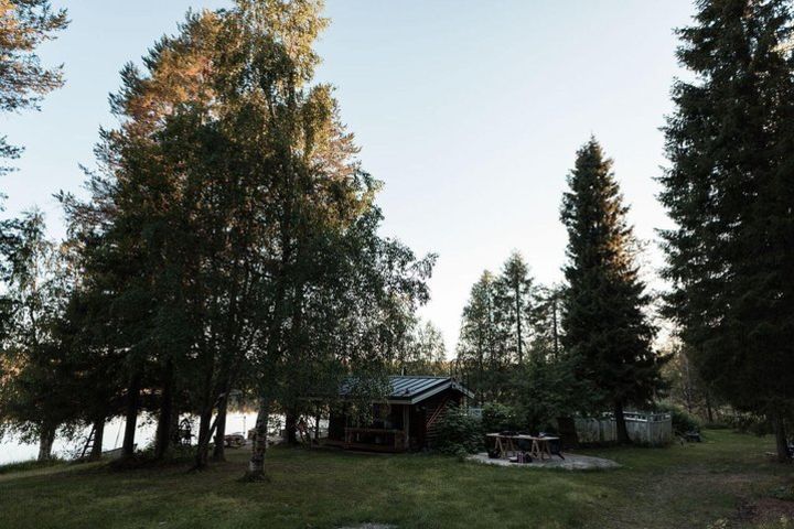 Finnish Home & Wood Burned Sauna Tour image