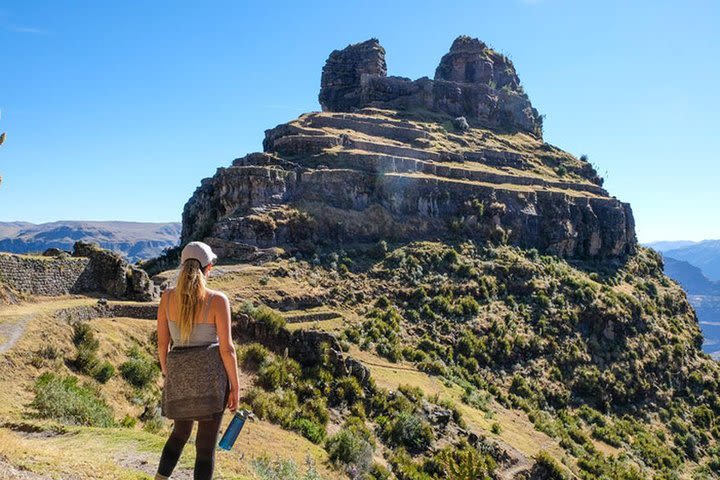 hike to waqrapukara from cusco image