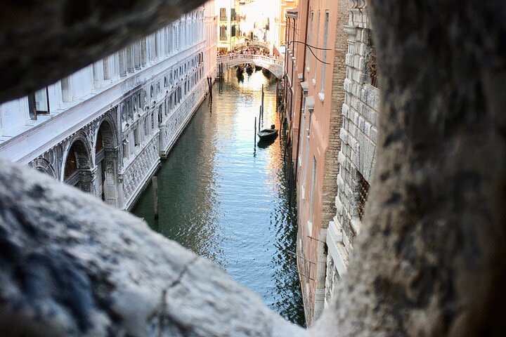 Best of Venice tour with Gondola ride, St Mark cathedral and Doge’s palace visit image