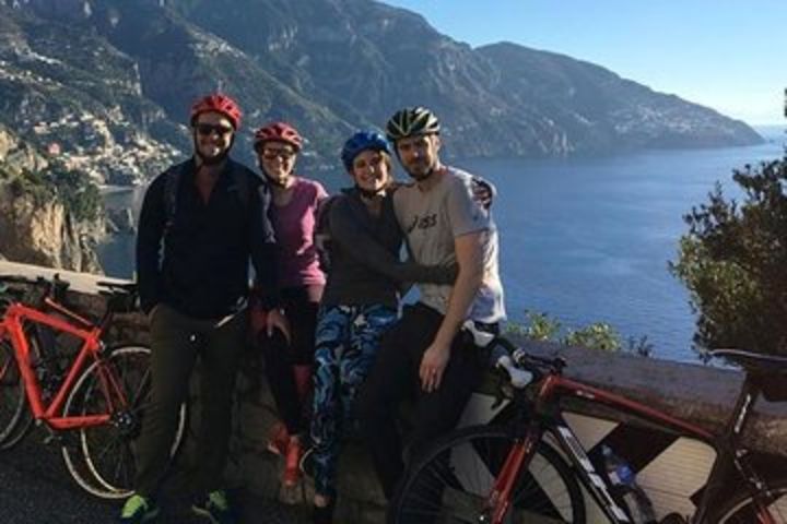 WINE & FOOD E-BIKE TOUR - transfer Included from Sorrento image