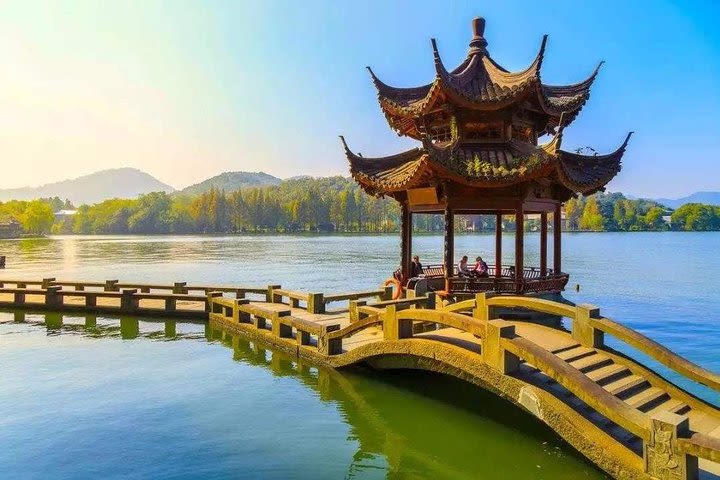 Best of Hangzhou Day Tour for First Time Traveler image