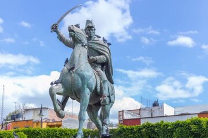 San Miguel de Allende Arts and Snacks Walking Tour image