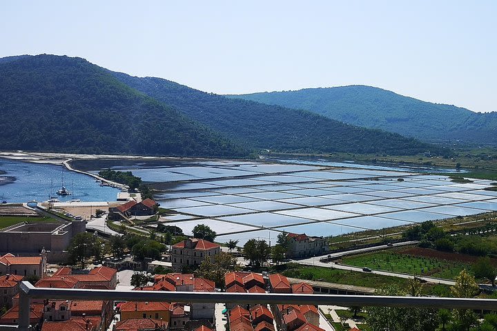 A glass of wine from the Dubrovnik countryside, Pelješac private day-trip image