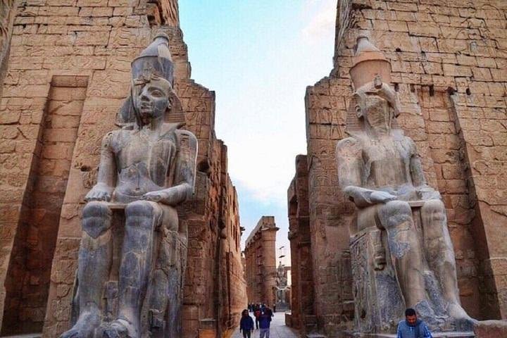 Private tour to Luxor from Hurghada . COMPLETELY DIFFERENT THAN THE OTHERS image