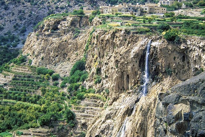 Nizwa City & Jabel Akhdar Culture Tour image