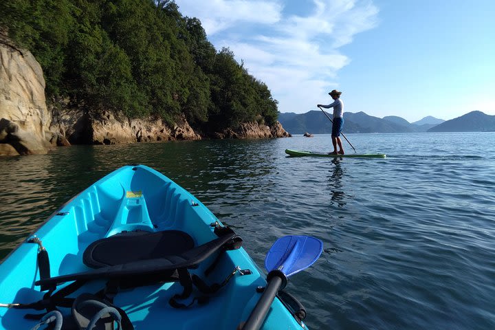 Uninhabited island adventure tour by kayak image