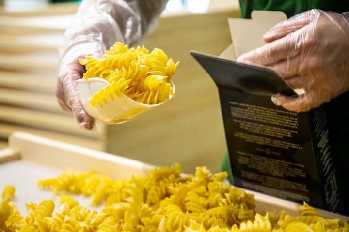 Pasta Factory Guided Tour from Pompei with Tasting Experience image