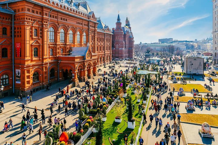 Moscow: Private Guided Tour of Red Square, Kremlin & Metro image