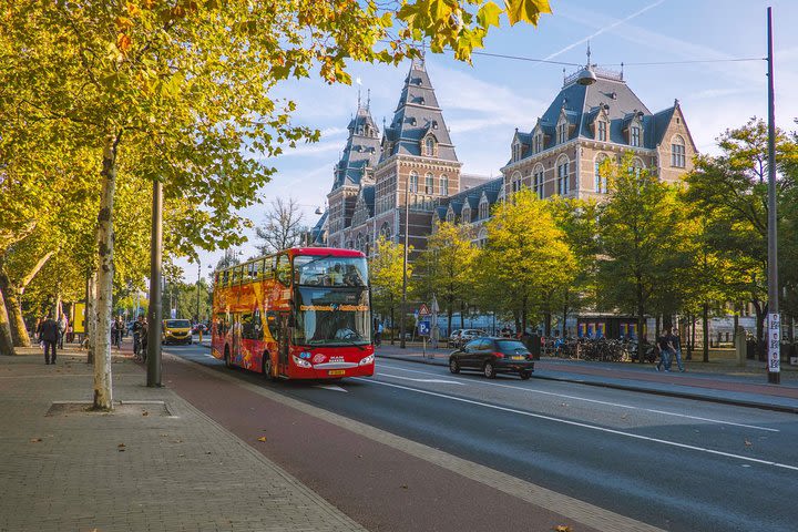 Amsterdam: Hop-On Hop-Off Bus Tour with Boat Option image