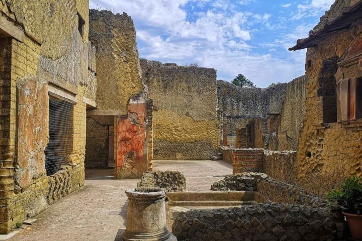 From Naples: Pompeii and Herculaneum Half-Day Private Trip image