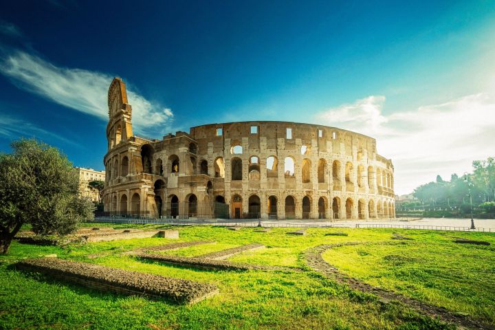 VIP Colosseum & Ancient Rome Tour image