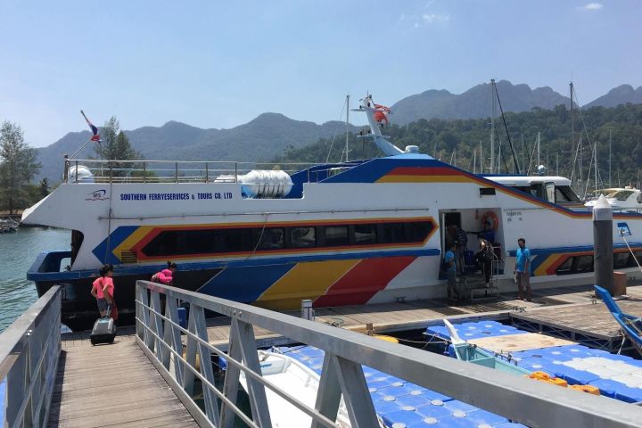 Koh Lipe to Langkawi Ferry Transfer image