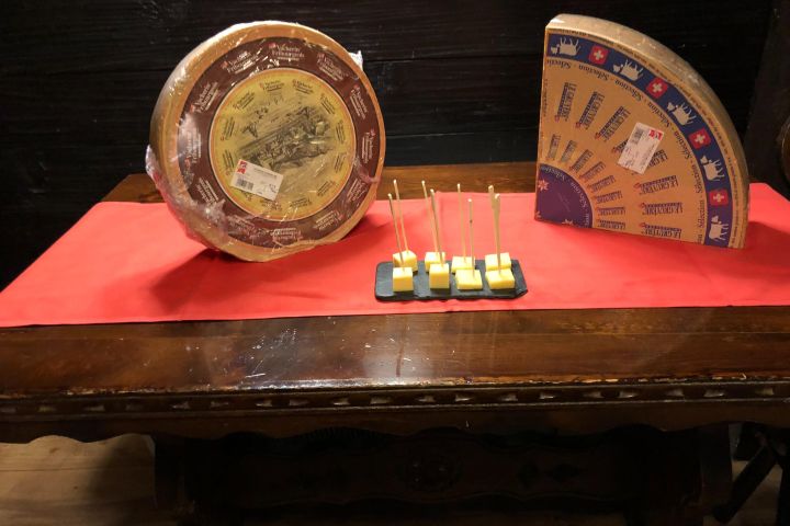 Swiss Fondue Making Experience in Geneva image