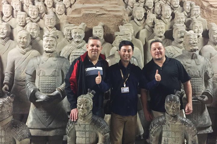 Xi'an Highlights Small Group Tour of Terracotta Warriors and City Wall image