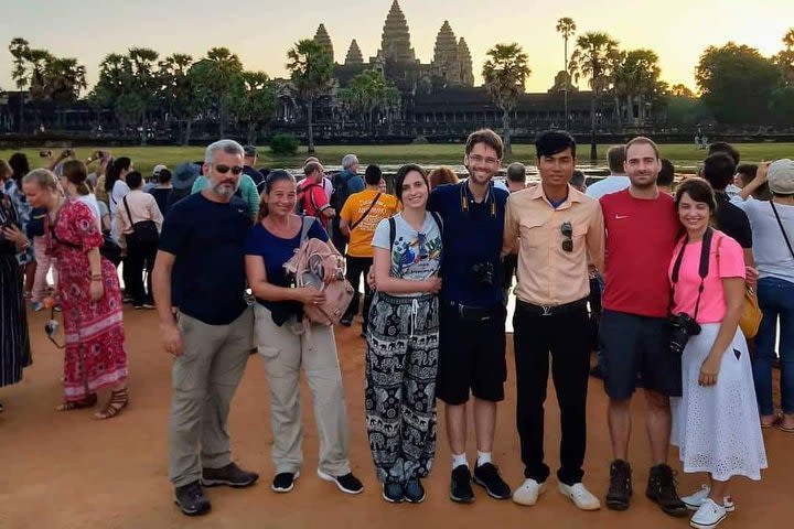 Angkor Wat 1 Day Tour Till Sunset image