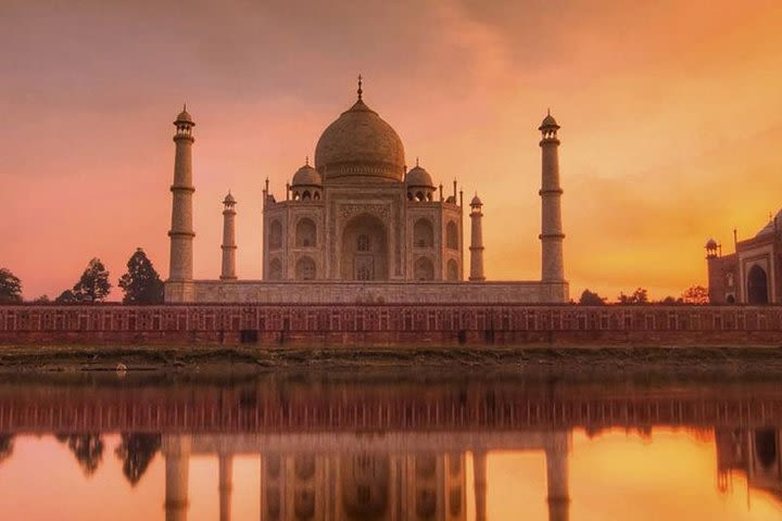 Private Taj Mahal Tour From Delhi image