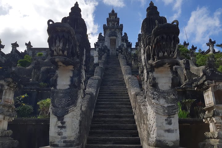 Gate Of Heaven, Water Palace and Waterfall Instagram Tour image