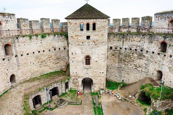 1 Day:Gipsy Tour to Soroca Fortress image
