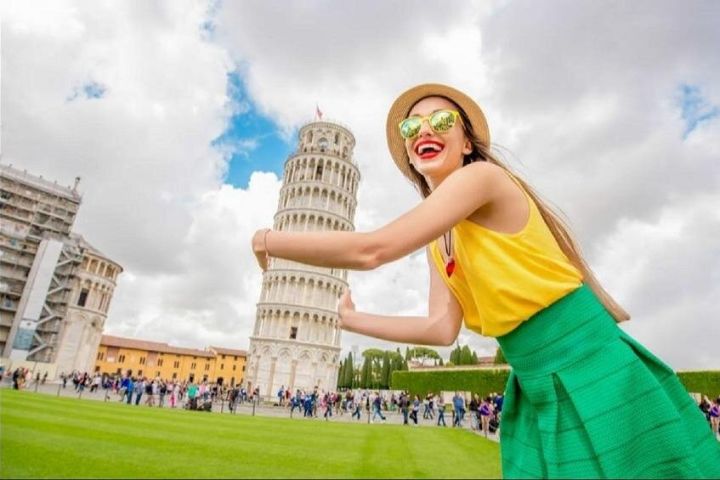 Pisa & Lucca Guided Day Trip from Siena image