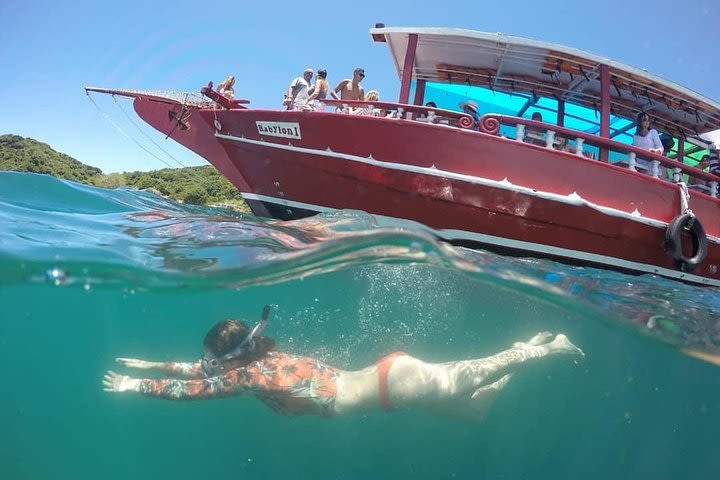 Boat Trip Departing Rio x Búzios with Lunch, Transport and Tour Guide image