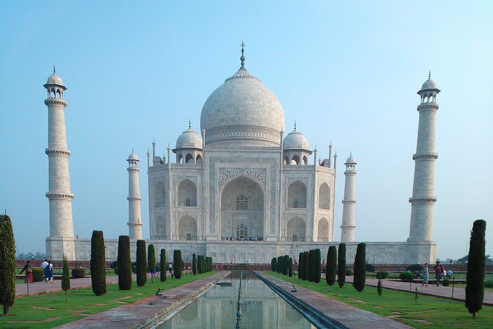 Private Day Tour of Tajmahal from Delhi including Fatehpur Sikri image