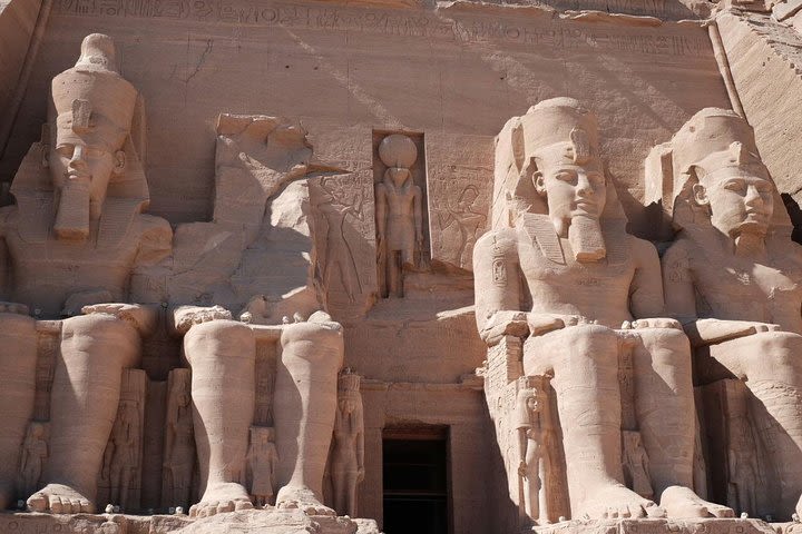 Top 6 Days Around Cairo , Giza Pyramids ,Luxor , Aswan & Abu Simbel image