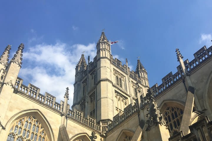 BATH: Walking Tour with Blue Badge Tourist Guide (90 Minutes) image