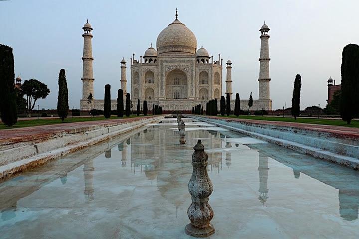 Day Trip to The Taj Mahal and Agra from Jaipur ending in Delhi by Car image