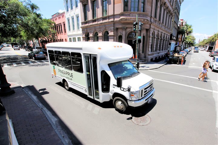 Charleston City Sightseeing Bus Tour image