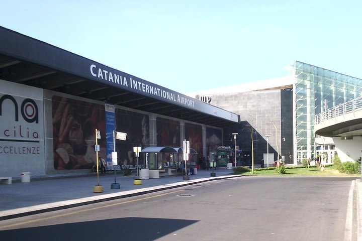 Private Transfert from and to Catania Airport image