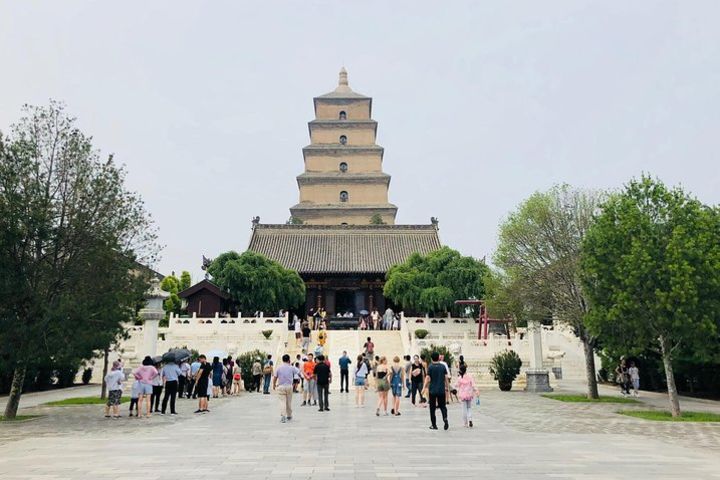 2-Day Private Xi'an Highlight Tour including Terra Cotta Army and City Wall image