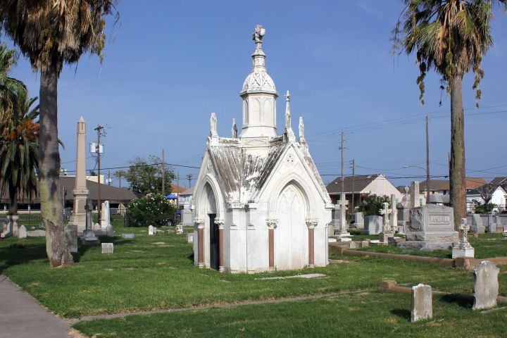 Galveston Cemetery Ghost Tour image