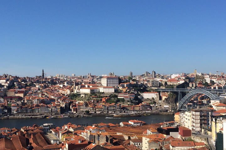 Porto Private Tour (2 hours) image