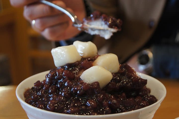 Walking tour for foodies at Tongin Market : Korean BBQ and traditional St. Food image