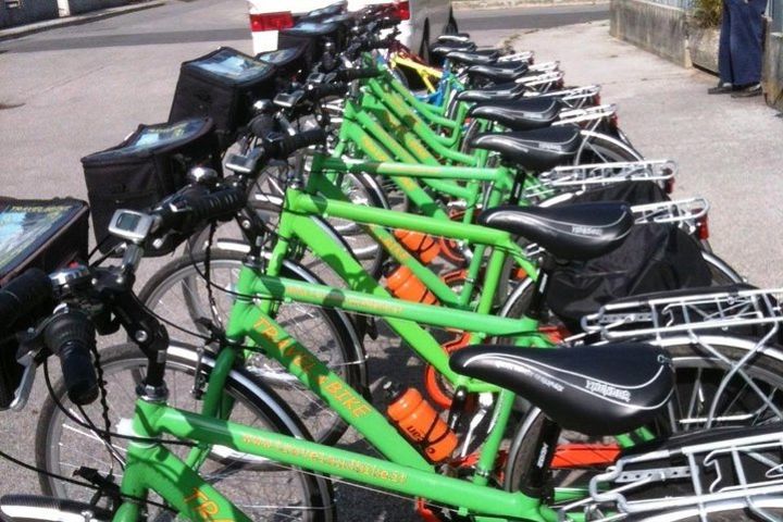 Bike rental in Venice image