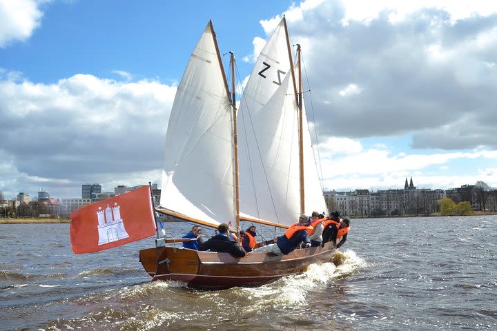 Hamburg Small-Group Sunset Sailing Cruise on Lake Alster image