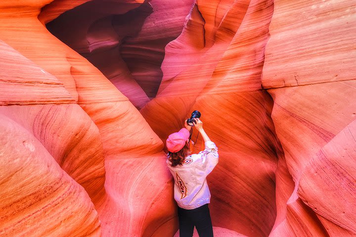 Private Antelope Canyon tour from LAs Vegas image