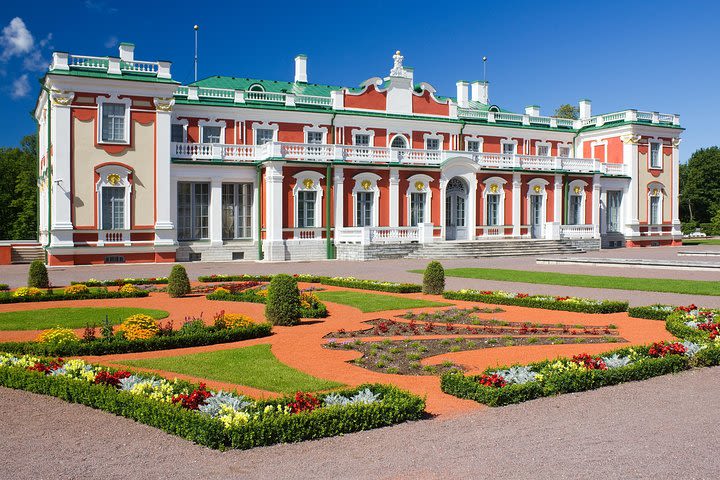 Old Tallinn with Kadriorg & Pirita image