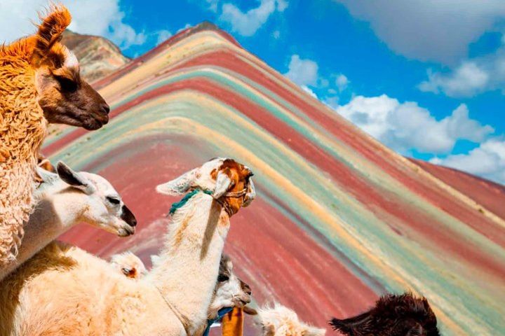 Excursión to Rainbow Mountain from Cusco || Prívate Tour || image