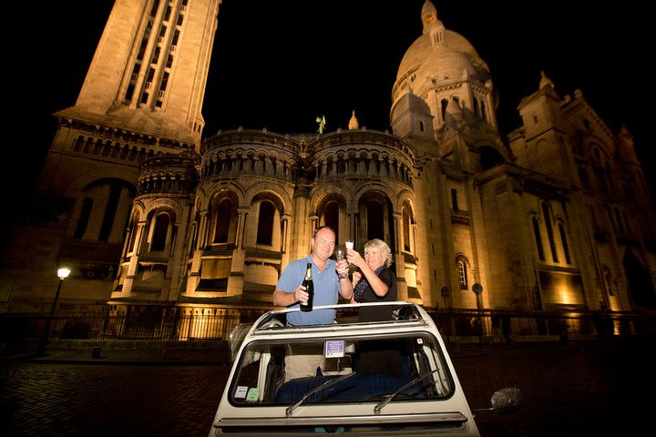 Paris and Montmartre by Night Tour in a 2CV image