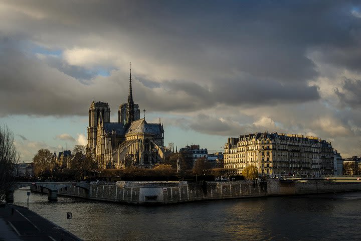 Private Paris Photography Tour with a Professional Photographer image