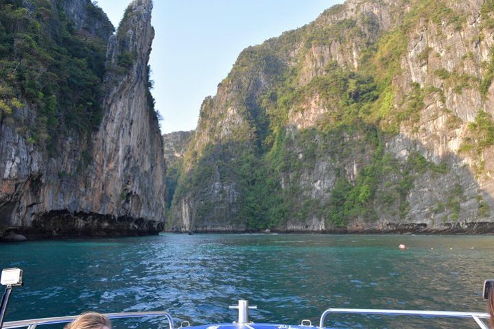 Island Hopping to Phi Phi & Bamboo Island by Singthongchai Speedboat from Lanta image