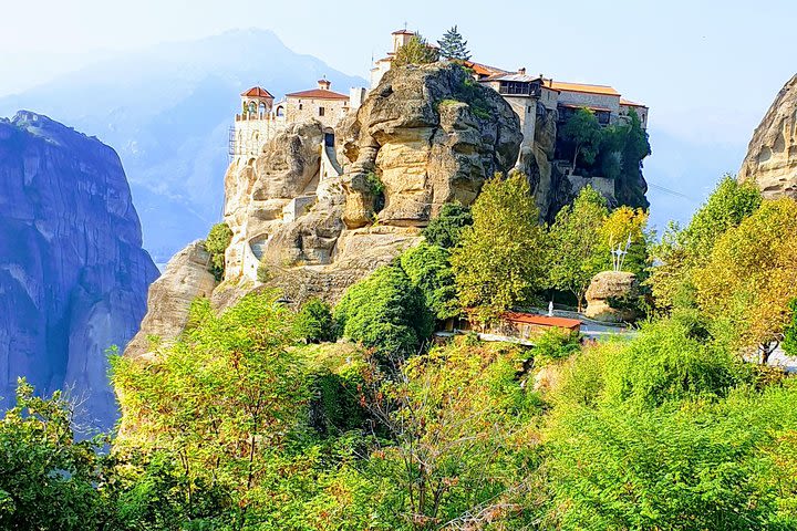 2-day Private Delphi and Meteora Tour (all inclusive) image