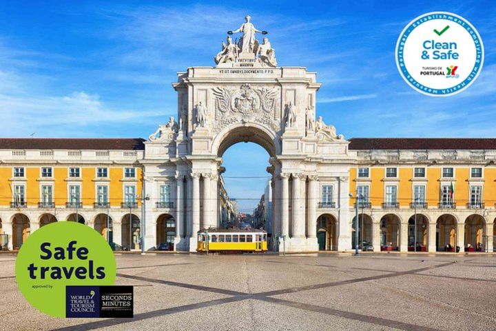 Lisbon Full Day Discovery Tour in Private Vehicle image