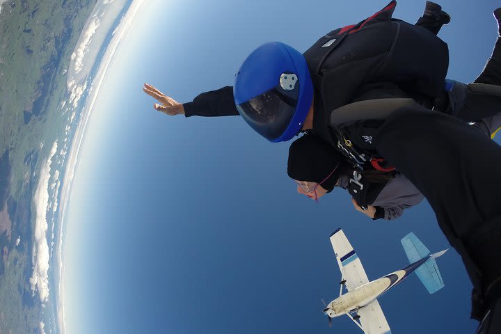 7500ft Tandem Skydive image