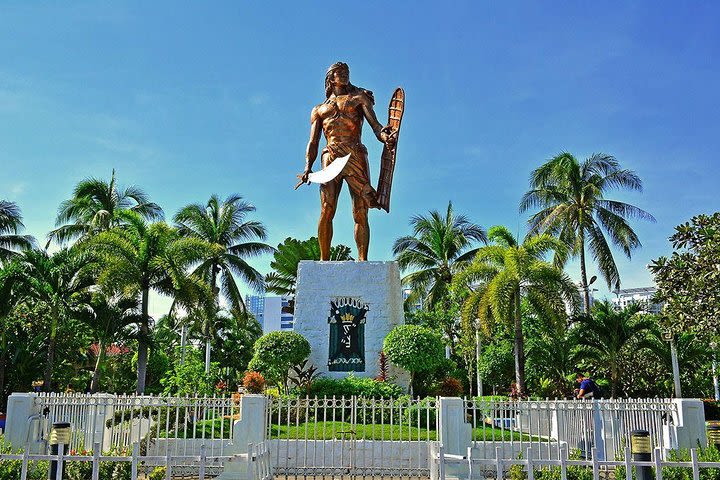 Private Cebu & Lapu-Lapu City Tour with Uphill Spots & Lunch at House of Lechon image